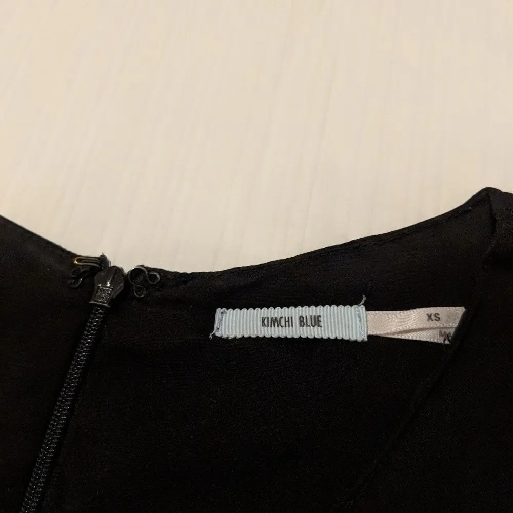 Urban outfitters plain black short sleeve dress - Picture 6 of 6